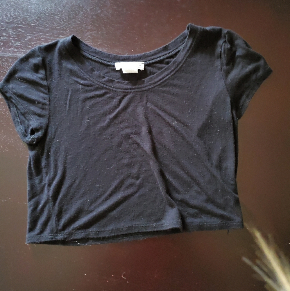 Crop Top (Fits SMALL)